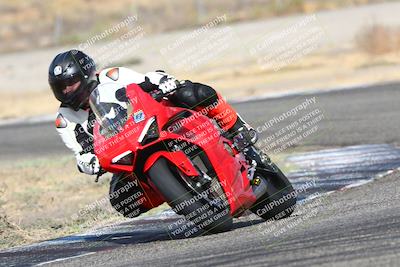 media/Nov-02-2024-TrackDaz (Sat) [[a3e3940455]]/B Group/220pm (Sunrise)/